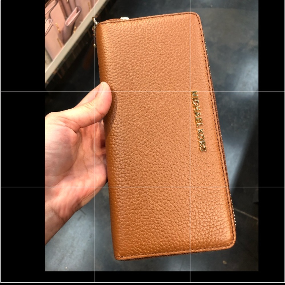 Michael Kors Wristlet